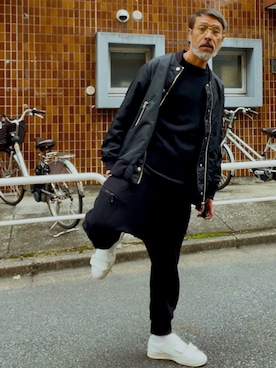 「アイテム（スウェットパンツ）」を使った、YosaKuginoさん（メンズ・176cm）の冬コーディネート