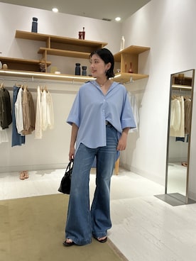 「GALLARDAGALANTE（ガリャルダガランテ）のハーフスリーブシャツ（シャツ/ブラウス、ブルー系）」を使った、mihoさん（レディース・163cm）の春コーディネート