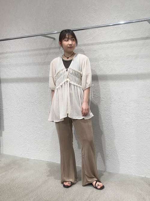 シャイニーイージーフレアパンツ