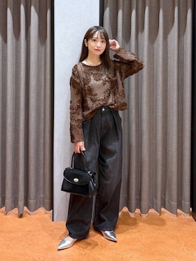 「アイテム（チョーカー、ゴールド系）」を使った、𝘵 𝘰 𝘺 𝘰 .さん（レディース・160cm）の秋コーディネート