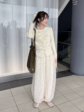 「LOWRYS FARM（ローリーズファーム）のパールタレンネックレス　249411（ネックレス、ホワイト系）」を使った、𝘵 𝘰 𝘺 𝘰 .さん（レディース・160cm）の春コーディネート