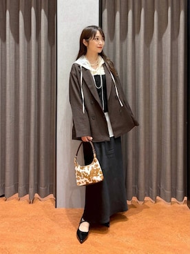 「LOWRYS FARM（ローリーズファーム）のパールタレンネックレス　249411（ネックレス）」を使った、𝘵 𝘰 𝘺 𝘰 .さん（レディース・160cm・30代）の秋コーディネート