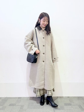 「ローリーズファーム(LOWRYS FARM)」｜「アイテム（ステンカラーコート）」を使った、𝘵 𝘰 𝘺 𝘰 .さん（レディース・160cm）の秋コーディネート
