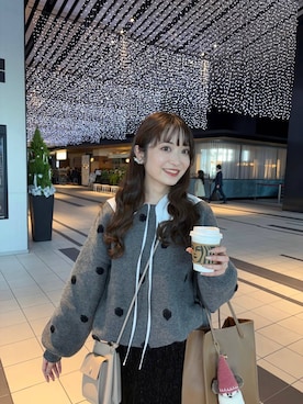 「アイテム（シャツ/ブラウス）」を使った、𝘵 𝘰 𝘺 𝘰 .さん（レディース・160cm・30代）の冬コーディネート