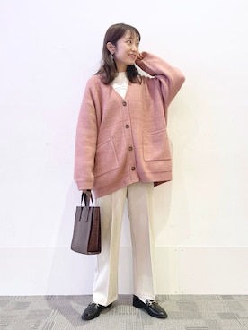 ポンチピンタックストレートパンツ 258593を使ったショップスタッフの