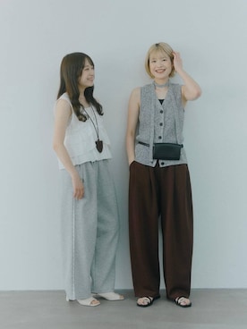 「LOWRYS FARM（ローリーズファーム）のカットイージーコクーンパンツ　292362（スウェットパンツ、ブラウン系）」を使った、𝘵 𝘰 𝘺 𝘰 .さん（レディース・160cm）の夏コーディネート