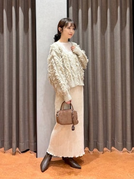 「アイテム（スカート）」を使った、𝘵 𝘰 𝘺 𝘰 .さん（レディース・160cm・30代）の秋コーディネート