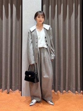 「アイテム（テーラードジャケット）」を使った、𝘵 𝘰 𝘺 𝘰 .さん（レディース・160cm・30代）の秋コーディネート