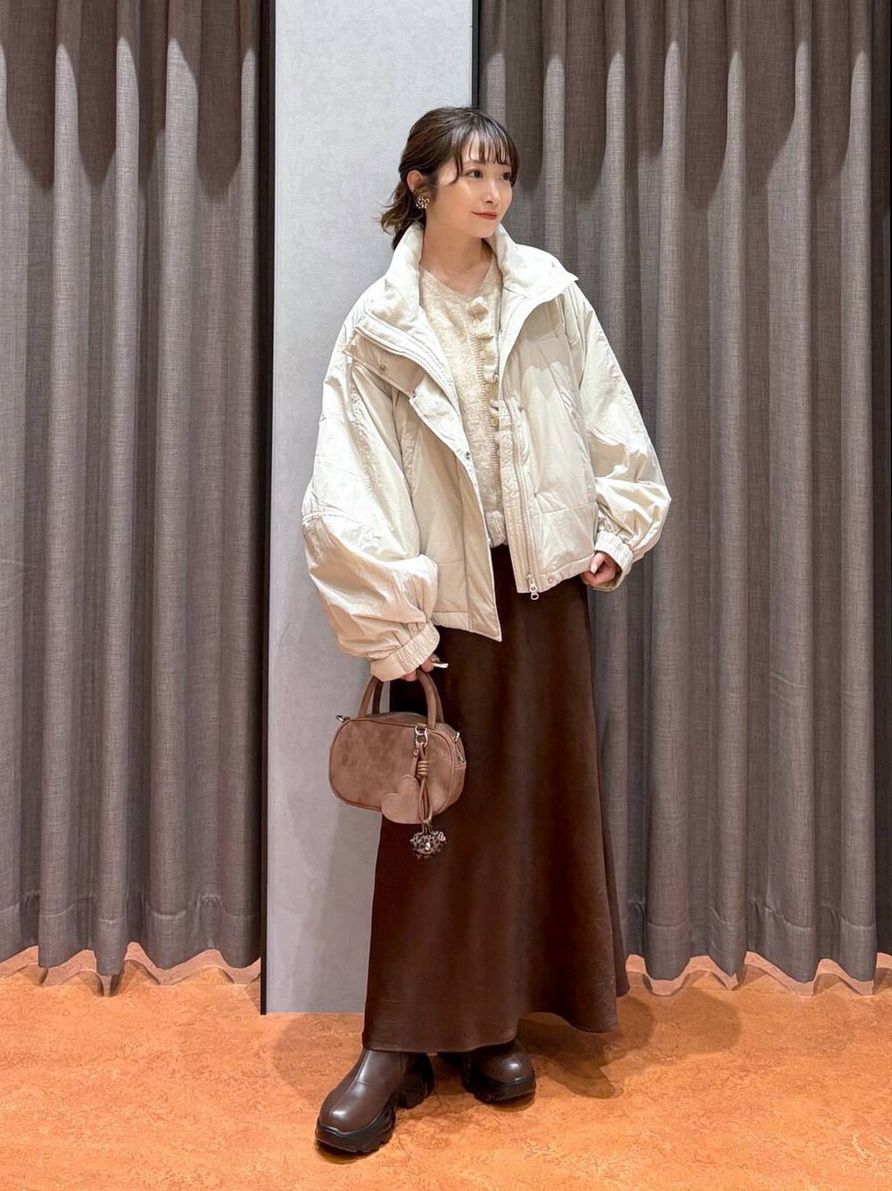 𝘵 𝘰 𝘺 𝘰 .(LOWRYS FARM 本部)|LOWRYS FARMのその他アウターを使ったコーディネート - WEAR
