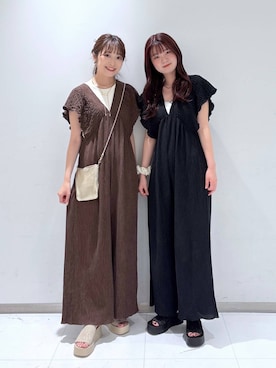 「アイテム（サロペット/オーバーオール、ブラウン系）」を使った、𝘵 𝘰 𝘺 𝘰 .さん（レディース・160cm）の夏コーディネート
