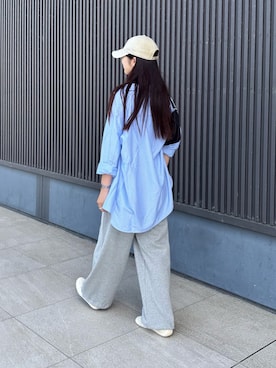 「ストライプシャツ」｜「アイテム（タンクトップ）」を使った、shionさん（レディース・168cm）の秋コーディネート