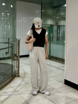 「韓国コーデ」｜「アイテム（スウェットパンツ）」を使った、shionさん（レディース・168cm）の秋コーディネート