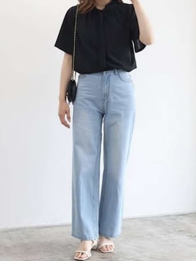 「Pierrot（ピエロ）の接触冷感ストレッチストレートデニム（デニムパンツ、ブルー系）」を使った、Pierrotスタッフ★大人に似合う高コスパ服をお届けさん（レディース・163cm）の春コーディネート