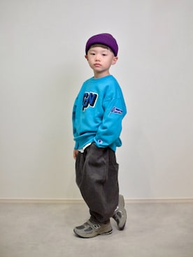 「NEW BALANCE（ニューバランス）の2002（スニーカー）」を使った、tanshio.さん（キッズ・110cm）の秋コーディネート