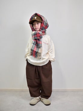 「アイテム（サンダル）」を使った、tanshio.さん（キッズ・110cm）の秋コーディネート