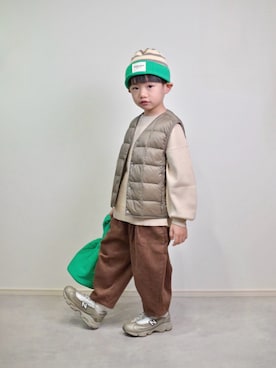 「アイテム（ダウンベスト）」を使った、tanshio.さん（キッズ・110cm）の冬コーディネート