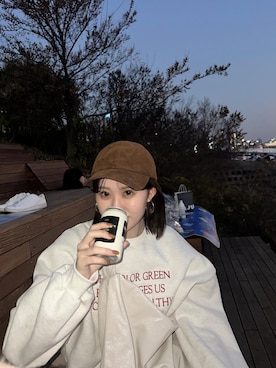 「キャップ女子」｜ayuさん（レディース・165cm）の冬コーディネート