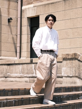 「ごきげんウィーク」｜「アイテム（チノパンツ）」を使った、すけさん（メンズ・171cm）の春コーディネート