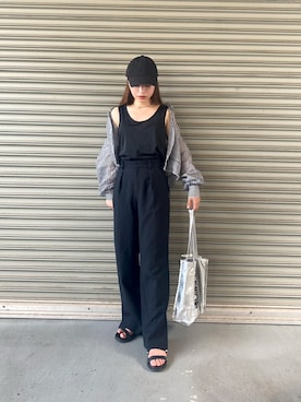 「CLANE（クラネ）のアイテム（パンツ）」を使った、三橋栄香さん（レディース・155cm）の秋コーディネート