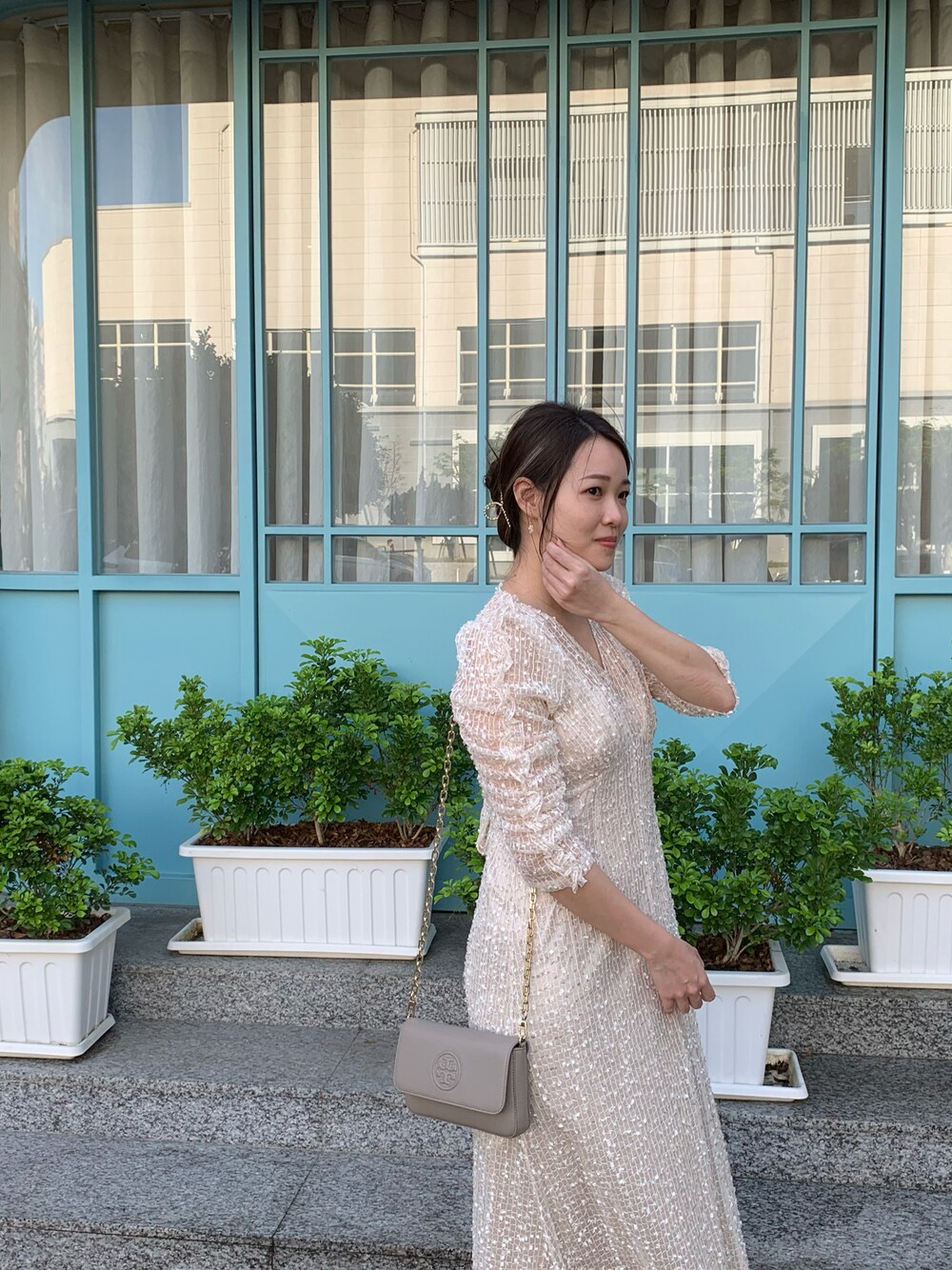 「CELFORDのアイテム（ワンピース/ドレス、ホワイト系）」を使った、D77さん（レディース・160cm）の秋コーディネートの1枚目の写真