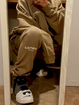 「FOG ESSENTIALS（エフオージーエッセンシャルズ）のアイテム（スウェット）」を使った、marugaoさん（レディース・163cm）の冬コーディネート