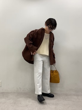「アイテム（スウェットパンツ）」を使った、kahoさん（レディース・154cm）の冬コーディネート