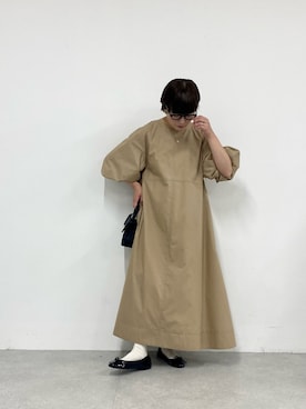 「ベージュ×ブラック」｜「アイテム（ワンピース/ドレス）」を使った、kahoさん（レディース・154cm）の夏コーディネート