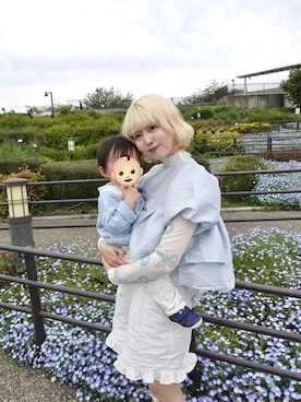 「pufe（ピュフェ）の【pufe】シャイニーフレアトップス（Tシャツ/カットソー、ブルー系）」を使った、ﾅﾂｷさん（レディース・166cm）の春コーディネート