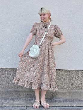 「merry jenny（メリージェニー）のクリアおはなストラップサンダル（サンダル、ホワイト系）」を使った、ﾅﾂｷさん（レディース・166cm）の夏コーディネート