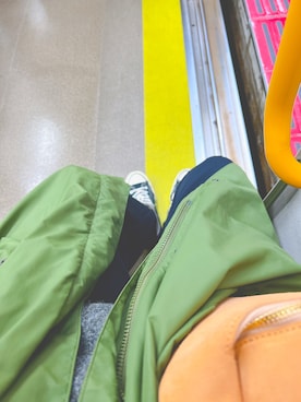 「Ray BEAMS（レイビームス）のアイテム（その他アウター）」を使った、サキさん（レディース・155cm）の秋コーディネート