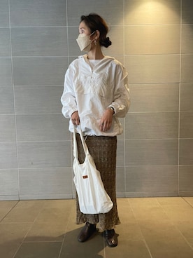 Benicoさんの「レースペンシルスカート」を使ったコーディネート