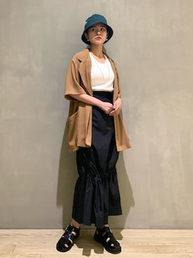 「NOMINE（ノミネ）のアイテム（テーラードジャケット）」を使った、はしもとまゆさん（レディース・155cm）の春コーディネート