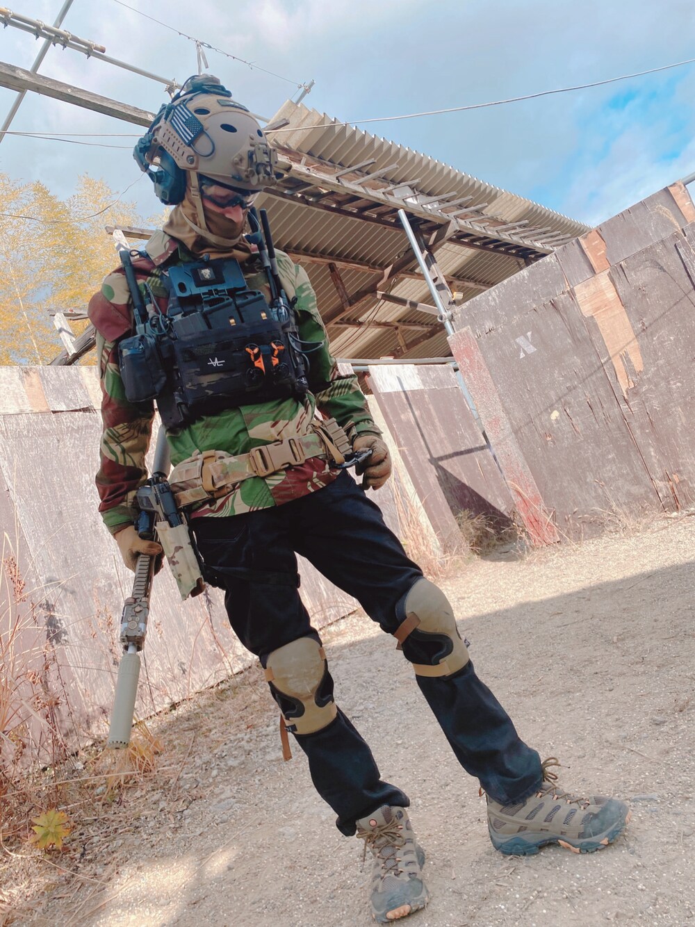 ヴォルクタクティカルギア　ZERO WEAR タクティカルジャケット　ミリタリー VOLK TACTICAL GEARのアイテムを使った人気ファッション