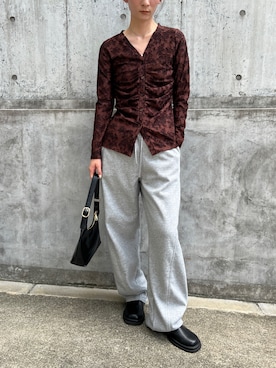 「アイテム（スリッポン）」を使った、SELECT MOCA SNAPさん（レディース・158cm）の秋コーディネート