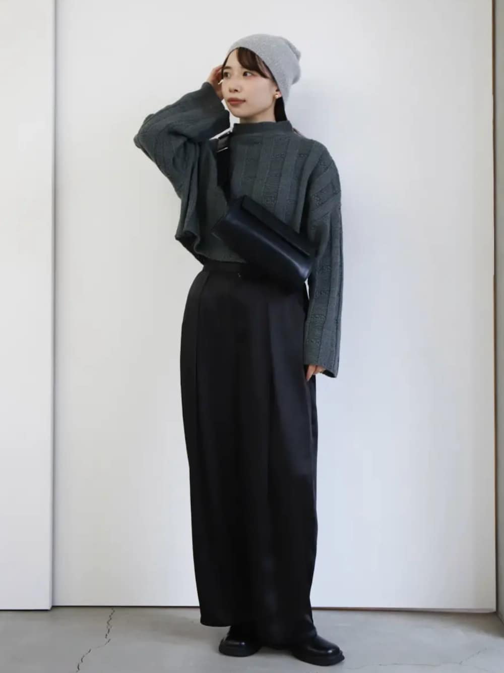 リンクスストライプクロップドニットを使った人気ファッション