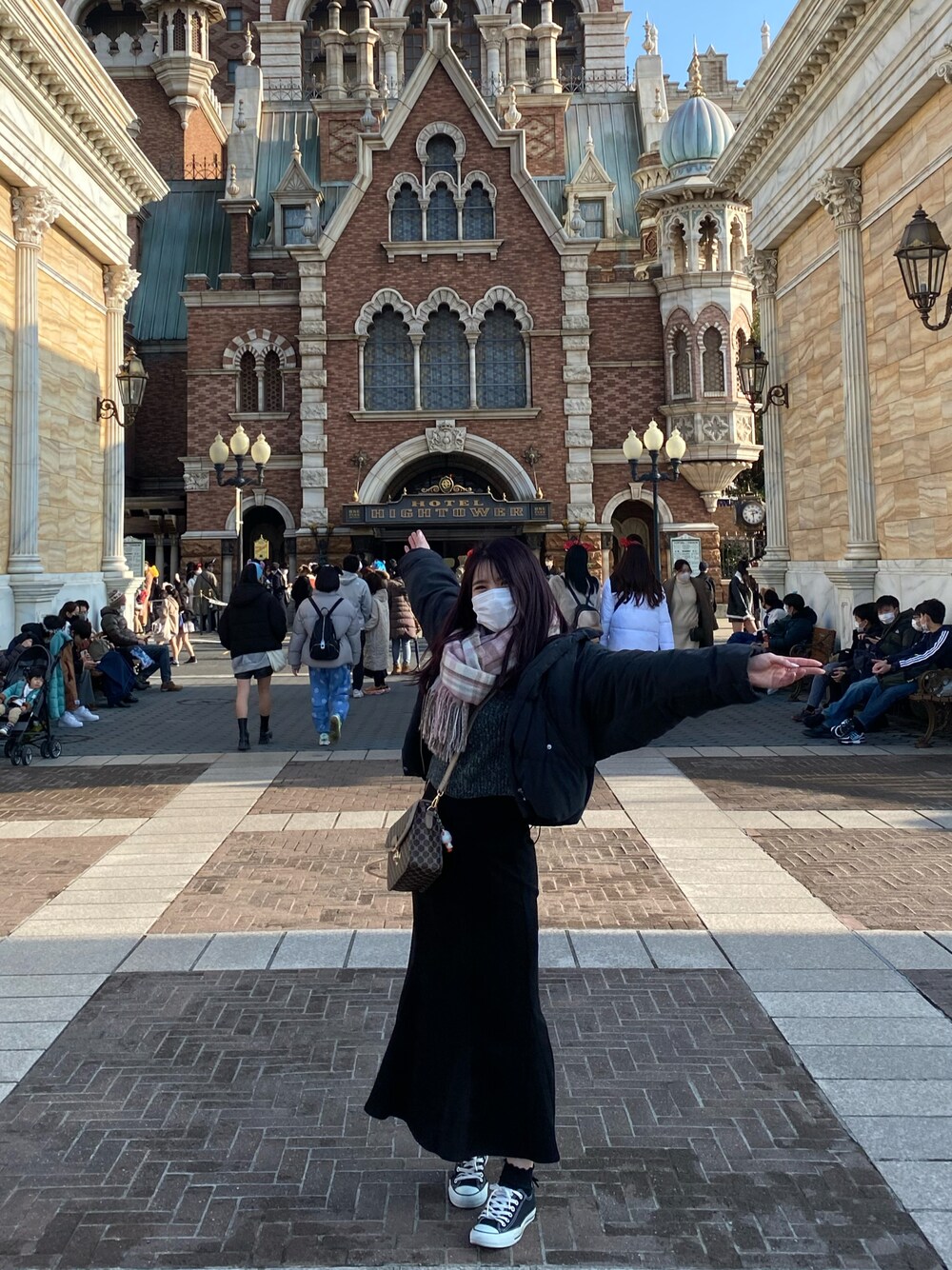 「カジュアル、モノトーンコーデ、リンクコーデ、冬コーデ、101匹わんちゃん、東京ディズニーシー」｜「EMODAのアイテム（ニット/セーター、グレー系）」を使った、Sachan‪‪❤︎‬さん（レディース・158cm）の冬コーディネートの1枚目の写真