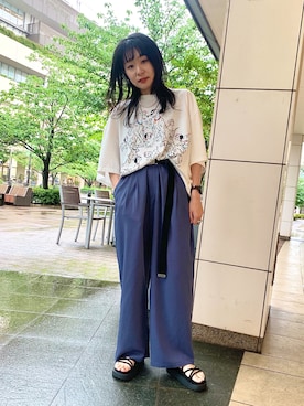 「101匹わんちゃん」｜「アイテム（スラックス）」を使った、佐々木麻耶さん（レディース・156cm）の夏コーディネート