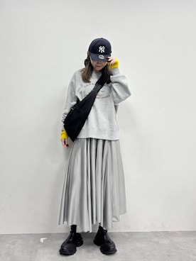 「アイテム（スカート、シルバー系）」を使った、ちゃやかさん（レディース・168cm）の秋コーディネート