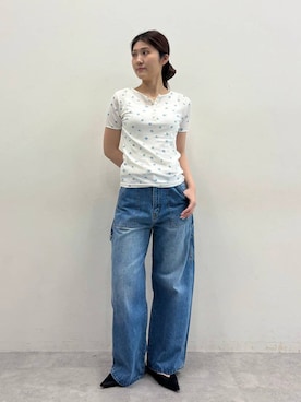 「eL（エル）の【eL】Denim Painter Pants/645132（デニムパンツ、ブルー系）」を使った、ちゃやかさん（レディース・167cm）の春コーディネート