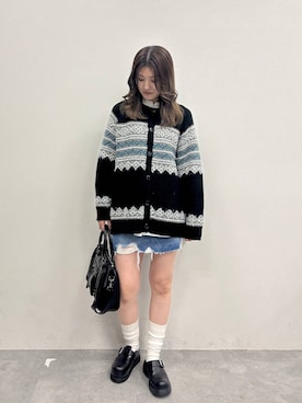 「アイテム（デニムスカート）」を使った、ちゃやかさん（レディース・168cm・20代）の秋コーディネート