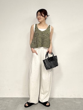 「JEANASIS（ジーナシス）のアイテム（パンツ）」を使った、ちゃやかさん（レディース・168cm）の春コーディネート