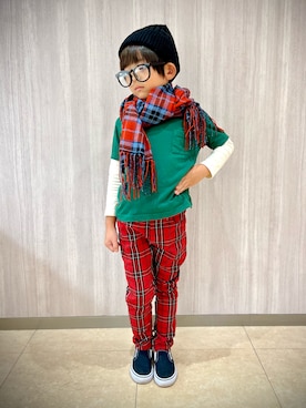 「アイテム（マフラー）」を使った、yamatotoayaneさん（キッズ・120cm）の秋コーディネート
