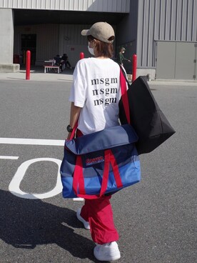 「MSGM（エムエスジーエム）のアイテム（Tシャツ/カットソー）」を使った、あらかわ。さん（メンズ・170cm）の秋コーディネート