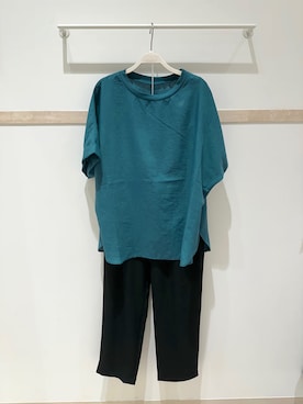 「SHOO・LA・RUE（シューラルー）の【着丈選べる/体型カバー】洗濯後しわになりにくい さらっと快適ドルマントップス（シャツ/ブラウス、グリーン系）」を使った、HAKUMAIさん（メンズ・183cm）の夏コーディネート