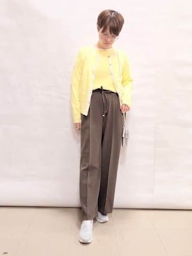 「SHOO・LA・RUE（シューラルー）の【洗濯機可/S-LL/アンサンブル可】パールボタンが上品　華やぎ配色カーディガン（カーディガン/ボレロ、イエロー系）」を使った、natsushoola727さん（レディース・162cm）の春コーディネート