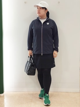 「adabat（アダバット）のラウンディッシュキャップ（キャップ、ホワイト系）」を使った、とみーさん（レディース・155cm）の夏コーディネート