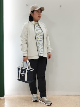 「adabat（アダバット）の【ADABAT NAVY】ツイルキャップ（キャップ、ベージュ系）」を使った、とみーさん（レディース・155cm）の秋コーディネート