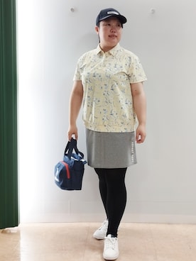 「adabat（アダバット）のサテンキャップ（キャップ、ブルー系）」を使った、とみーさん（レディース・155cm）の夏コーディネート