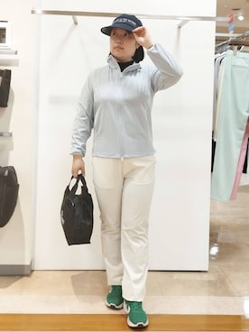 「adabat（アダバット）の２WAYブリムUVバイザー（ハット、ブルー系）」を使った、とみーさん（レディース・155cm）の冬コーディネート
