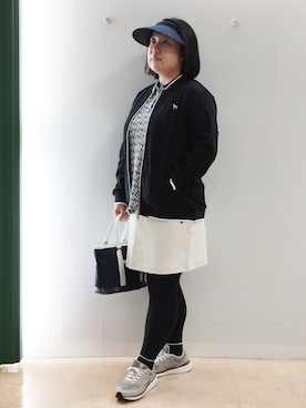 「adabat（アダバット）のUVクリップバイザー（サンバイザー、ブルー系）」を使った、とみーさん（レディース・155cm）の秋コーディネート